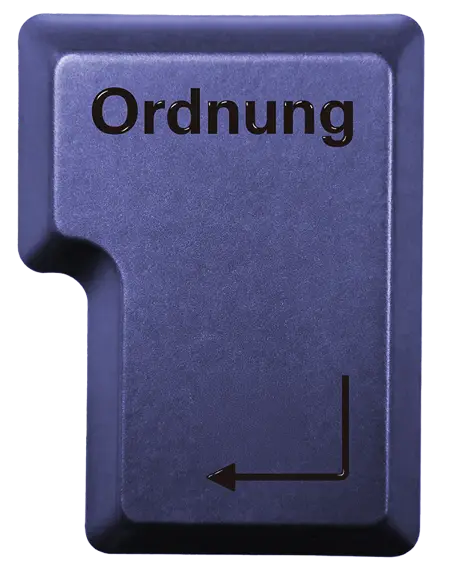 Große Entertaste mit 'Ordnung' Schriftzug.